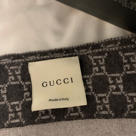 Gucci Scarf - Picture 3 of 3